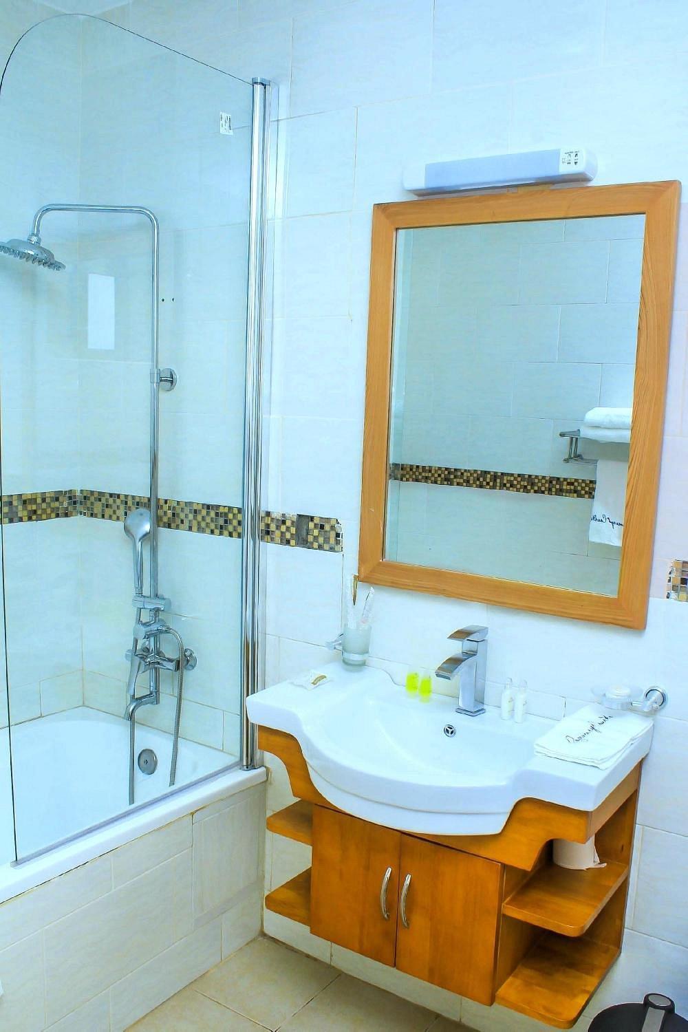 Rosemary Courts Bed And Breakfast Entebbe Extérieur photo